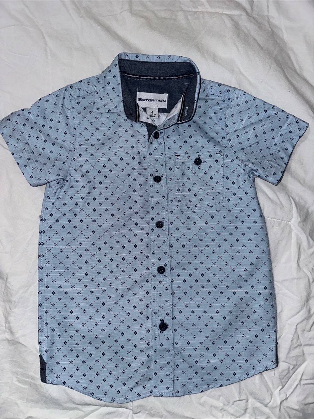 Distortion Boys' Light Blue Short Sleeve Button-Down Shirt